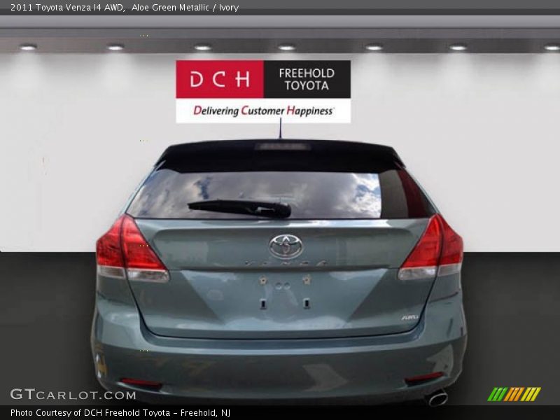 Aloe Green Metallic / Ivory 2011 Toyota Venza I4 AWD