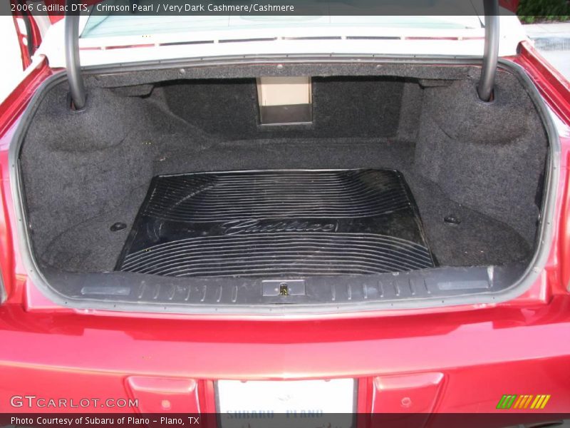 Crimson Pearl / Very Dark Cashmere/Cashmere 2006 Cadillac DTS