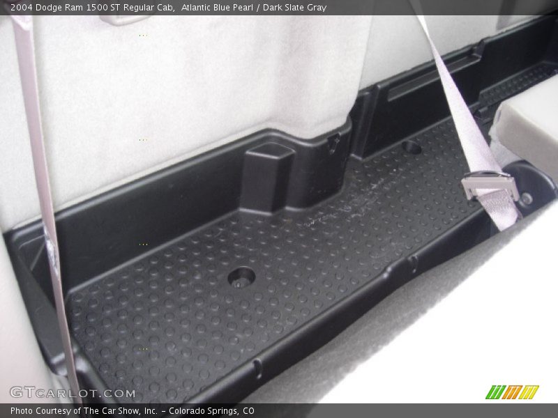 Atlantic Blue Pearl / Dark Slate Gray 2004 Dodge Ram 1500 ST Regular Cab