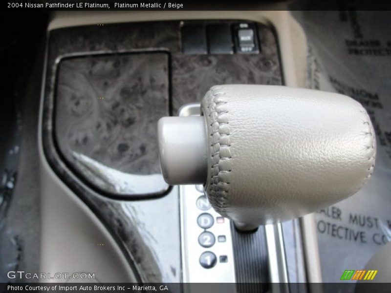 Platinum Metallic / Beige 2004 Nissan Pathfinder LE Platinum