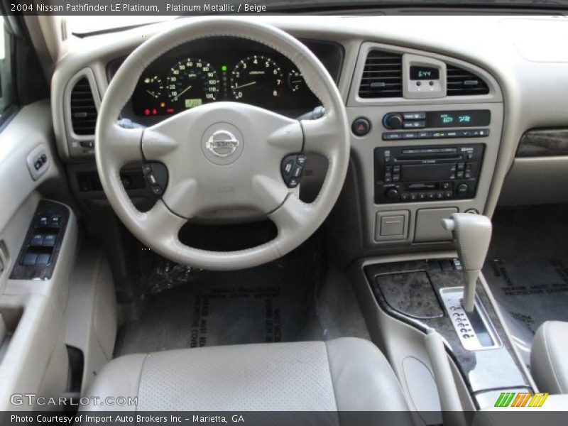 Platinum Metallic / Beige 2004 Nissan Pathfinder LE Platinum