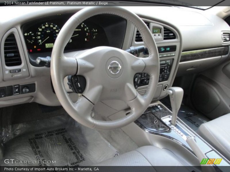 Platinum Metallic / Beige 2004 Nissan Pathfinder LE Platinum