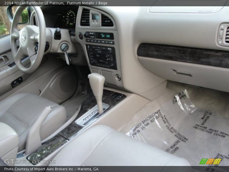 Platinum Metallic / Beige 2004 Nissan Pathfinder LE Platinum
