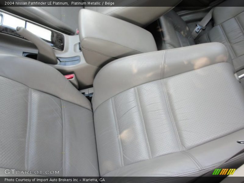 Platinum Metallic / Beige 2004 Nissan Pathfinder LE Platinum