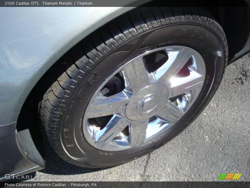 Titanium Metallic / Titanium 2006 Cadillac DTS