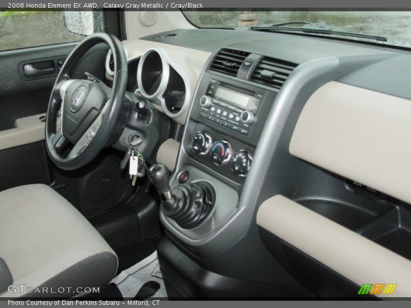 Dashboard of 2008 Element EX AWD