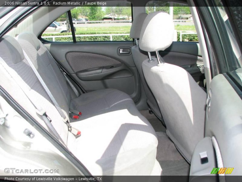 Radium Metallic / Taupe Beige 2006 Nissan Sentra 1.8 S