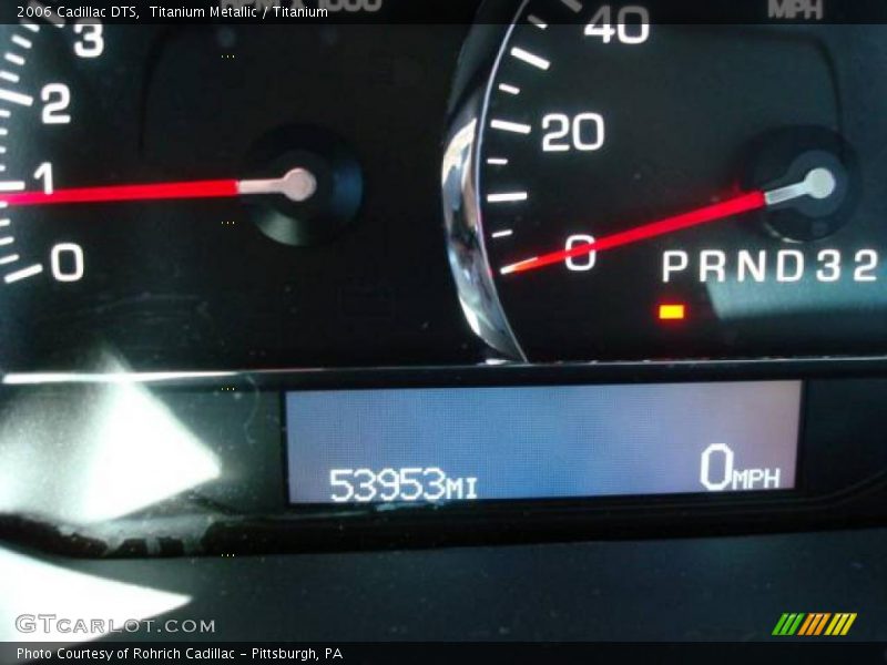 Titanium Metallic / Titanium 2006 Cadillac DTS