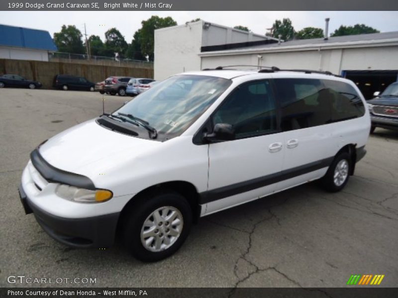 Bright White / Mist Gray 1999 Dodge Grand Caravan SE