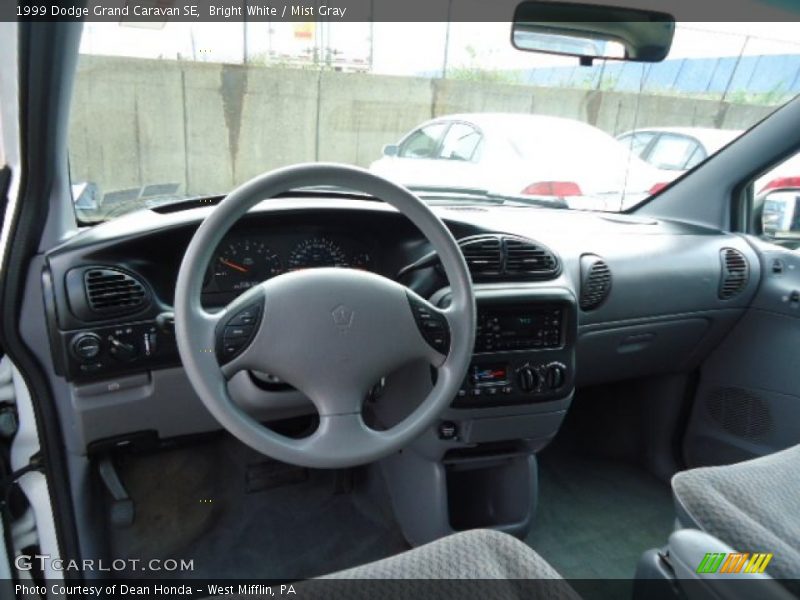 Dashboard of 1999 Grand Caravan SE