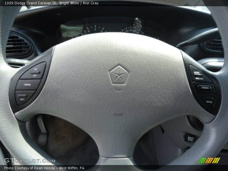 Bright White / Mist Gray 1999 Dodge Grand Caravan SE
