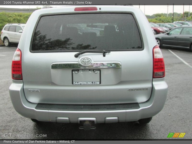 Titanium Metallic / Stone Gray 2006 Toyota 4Runner SR5 4x4