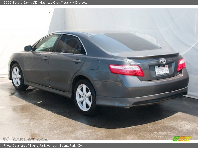 Magnetic Gray Metallic / Charcoal 2009 Toyota Camry SE