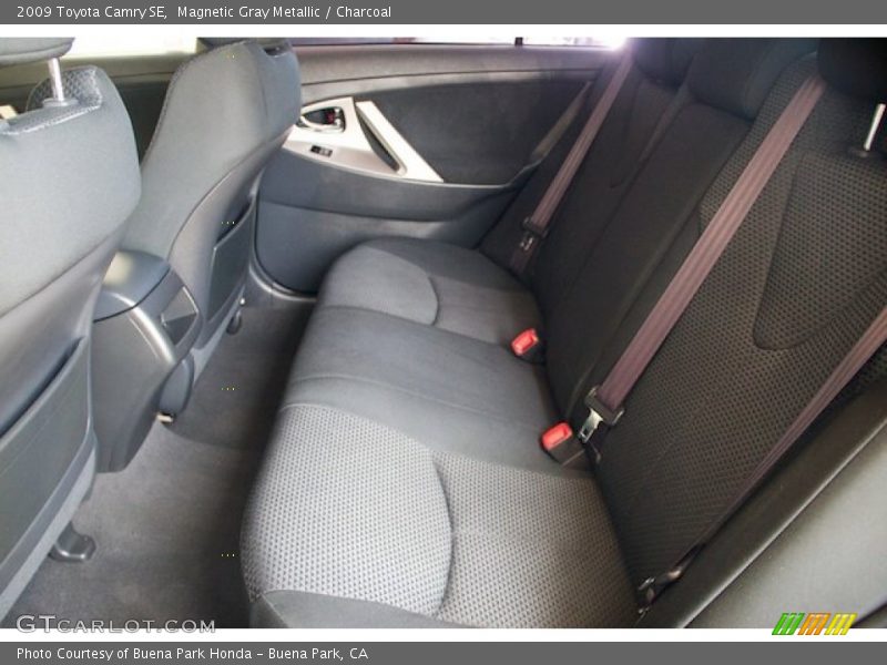 Magnetic Gray Metallic / Charcoal 2009 Toyota Camry SE