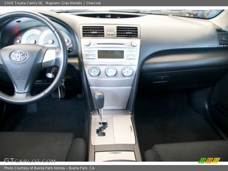 Magnetic Gray Metallic / Charcoal 2009 Toyota Camry SE