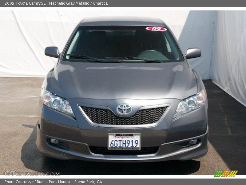 Magnetic Gray Metallic / Charcoal 2009 Toyota Camry SE