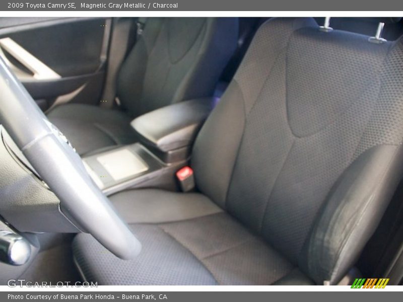 Magnetic Gray Metallic / Charcoal 2009 Toyota Camry SE