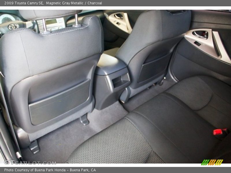 Magnetic Gray Metallic / Charcoal 2009 Toyota Camry SE