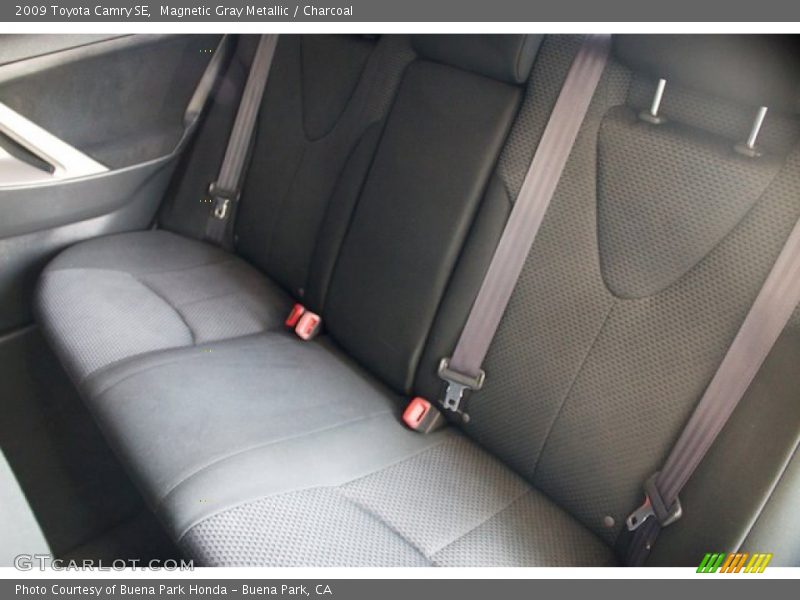 Magnetic Gray Metallic / Charcoal 2009 Toyota Camry SE