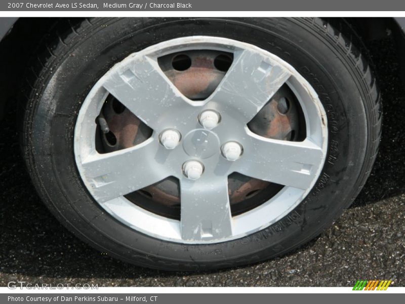Medium Gray / Charcoal Black 2007 Chevrolet Aveo LS Sedan