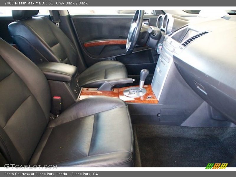 Onyx Black / Black 2005 Nissan Maxima 3.5 SL