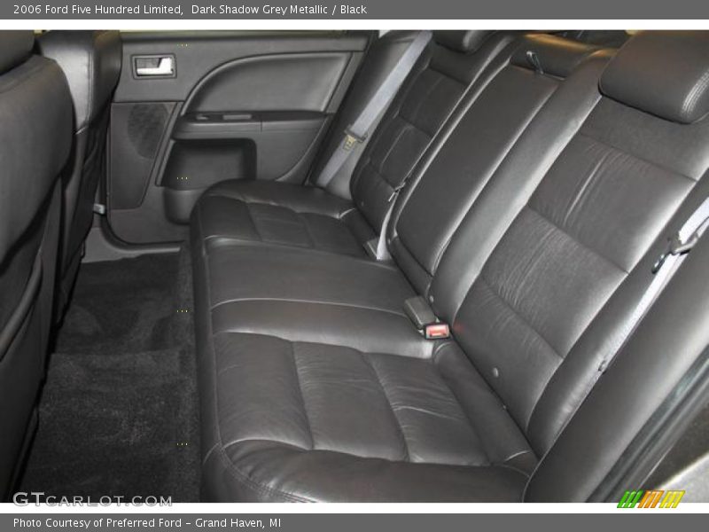Rear Seat of 2006 Five Hundred Limited