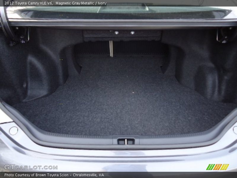Magnetic Gray Metallic / Ivory 2012 Toyota Camry XLE V6