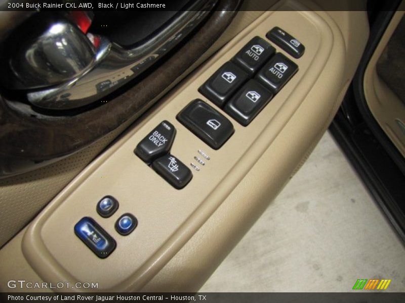 Black / Light Cashmere 2004 Buick Rainier CXL AWD