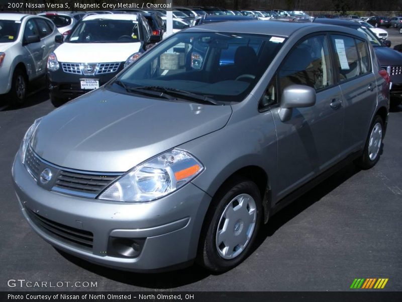 Magnetic Grey Metallic / Charcoal 2007 Nissan Versa S