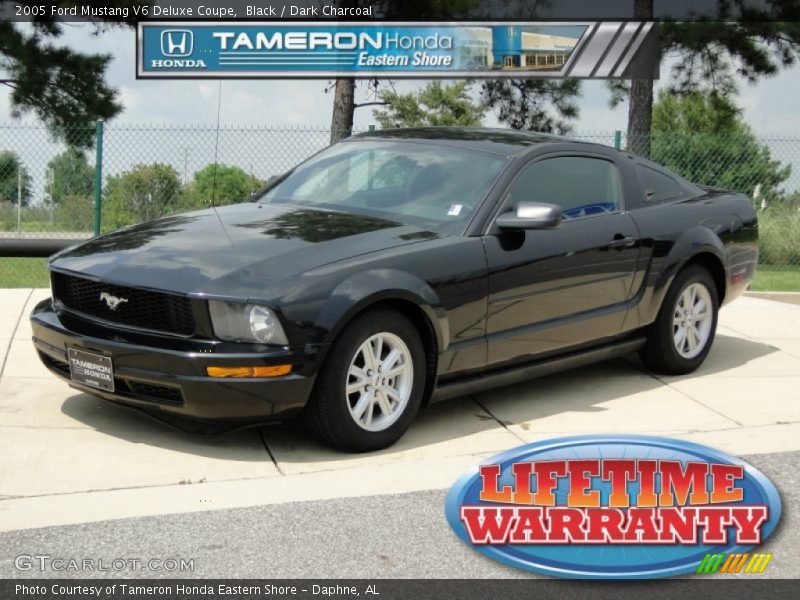 Black / Dark Charcoal 2005 Ford Mustang V6 Deluxe Coupe