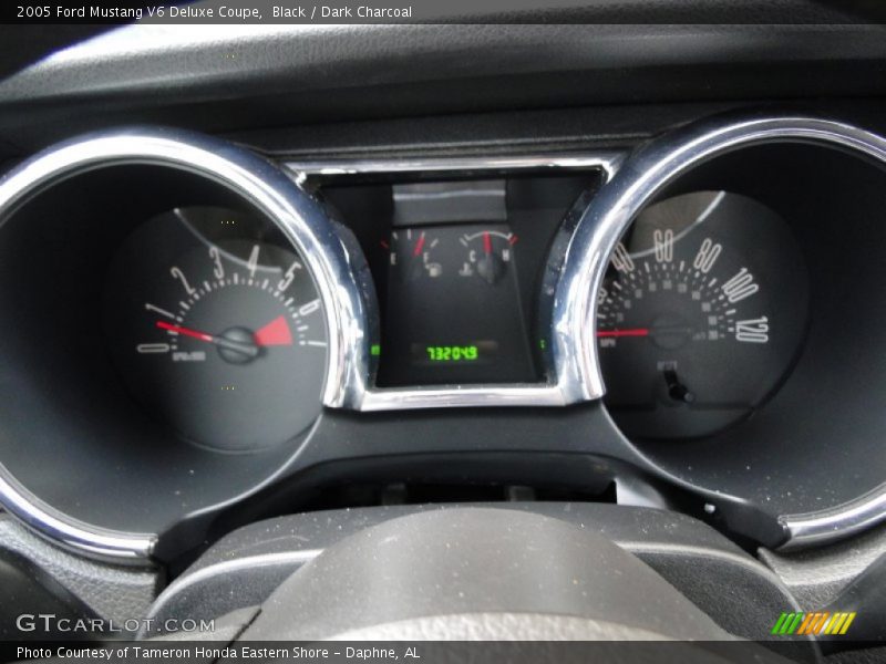 Black / Dark Charcoal 2005 Ford Mustang V6 Deluxe Coupe