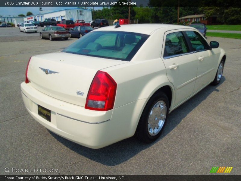 Cool Vanilla / Dark Slate Gray/Light Graystone 2005 Chrysler 300 Touring