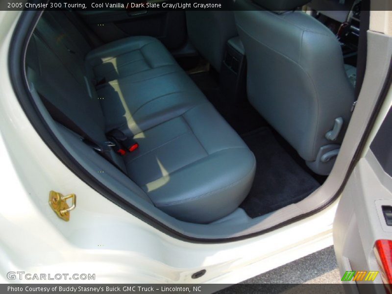 Cool Vanilla / Dark Slate Gray/Light Graystone 2005 Chrysler 300 Touring