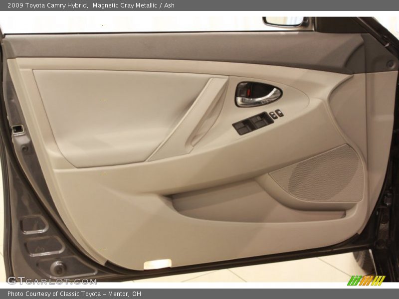 Magnetic Gray Metallic / Ash 2009 Toyota Camry Hybrid