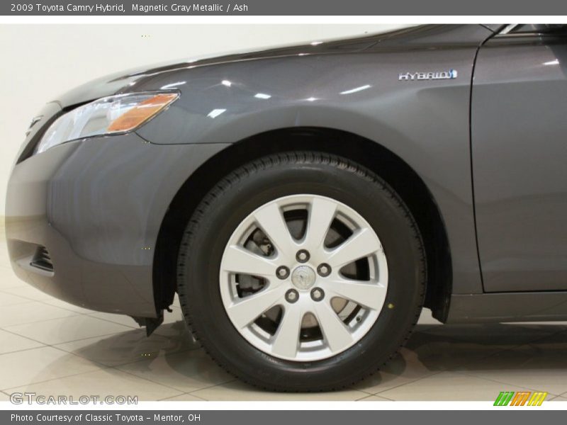 Magnetic Gray Metallic / Ash 2009 Toyota Camry Hybrid