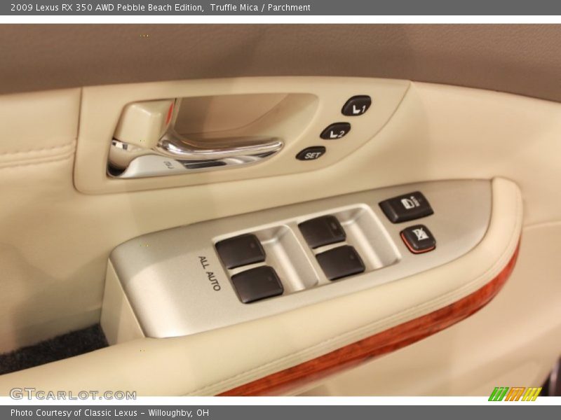 Controls of 2009 RX 350 AWD Pebble Beach Edition
