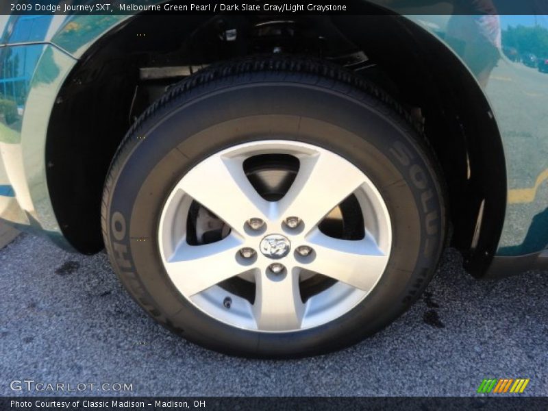 Melbourne Green Pearl / Dark Slate Gray/Light Graystone 2009 Dodge Journey SXT
