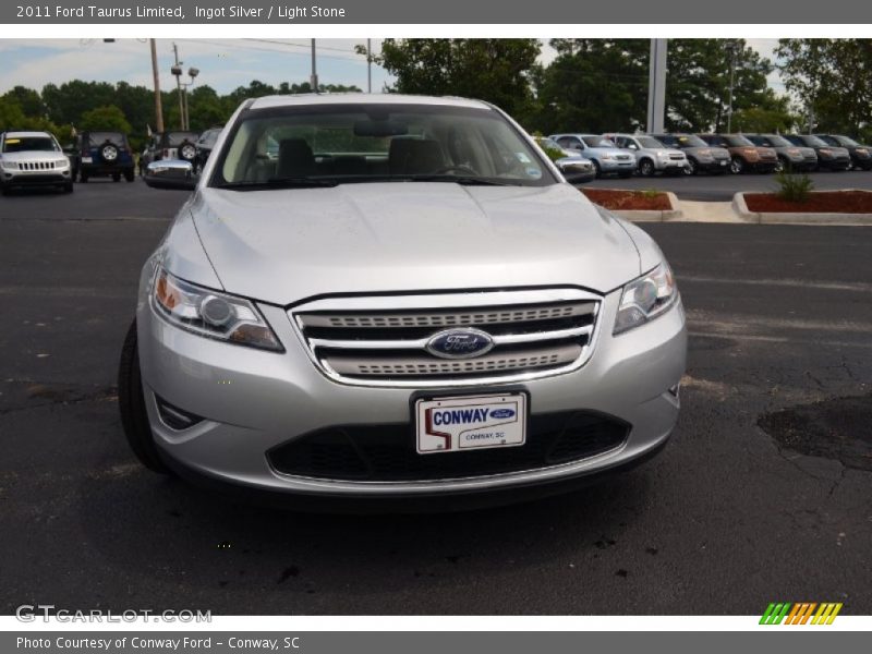 Ingot Silver / Light Stone 2011 Ford Taurus Limited