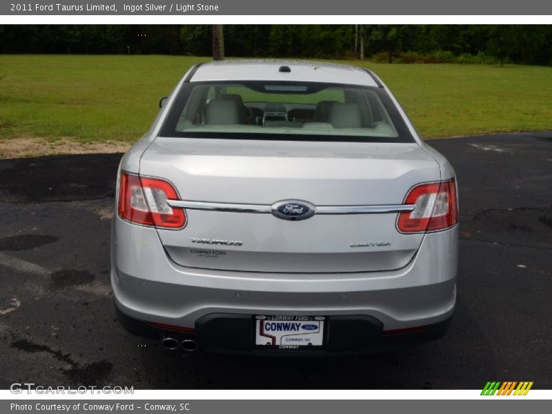 Ingot Silver / Light Stone 2011 Ford Taurus Limited