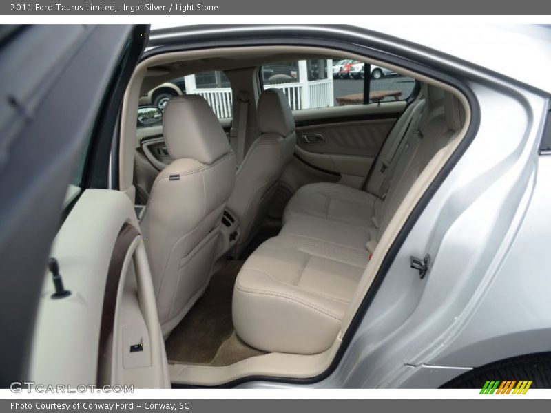 Ingot Silver / Light Stone 2011 Ford Taurus Limited