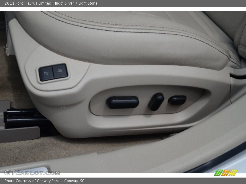 Ingot Silver / Light Stone 2011 Ford Taurus Limited