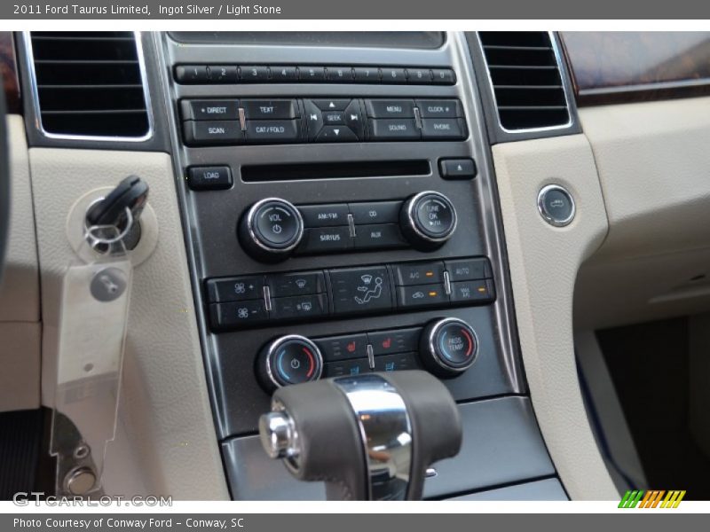 Ingot Silver / Light Stone 2011 Ford Taurus Limited