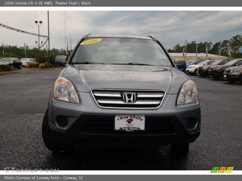 Pewter Pearl / Black 2006 Honda CR-V SE 4WD
