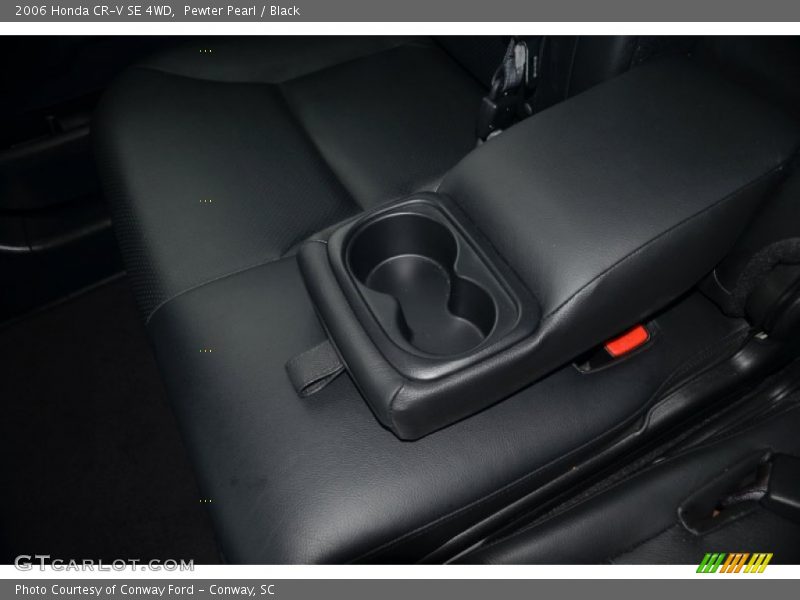 Pewter Pearl / Black 2006 Honda CR-V SE 4WD