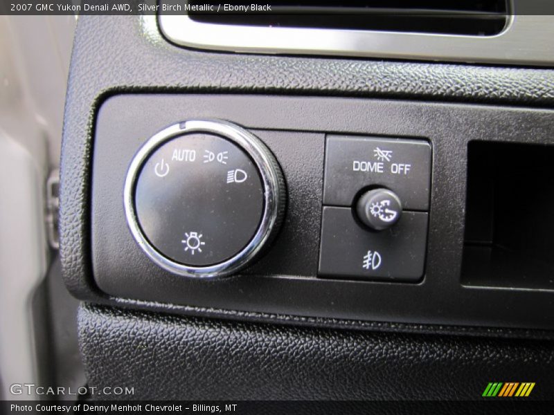 Silver Birch Metallic / Ebony Black 2007 GMC Yukon Denali AWD