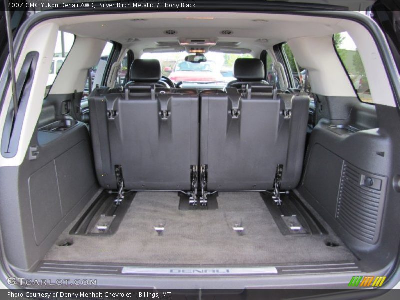 Silver Birch Metallic / Ebony Black 2007 GMC Yukon Denali AWD