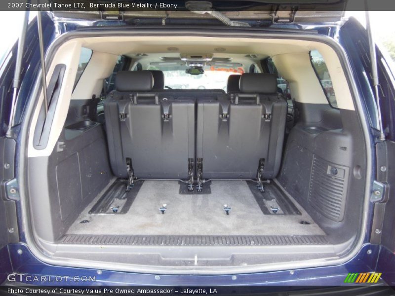  2007 Tahoe LTZ Trunk