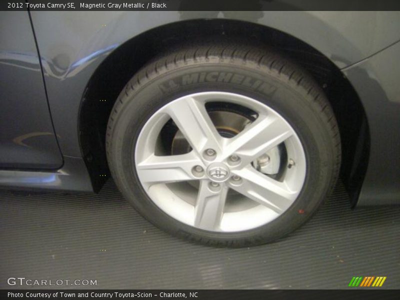 Magnetic Gray Metallic / Black 2012 Toyota Camry SE