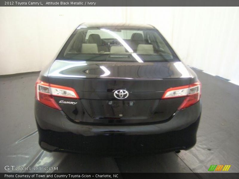 Attitude Black Metallic / Ivory 2012 Toyota Camry L