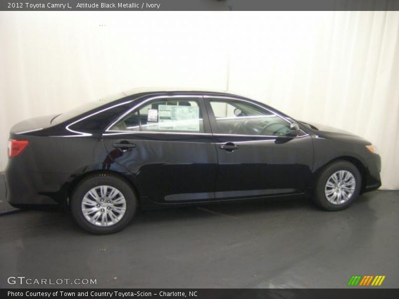 Attitude Black Metallic / Ivory 2012 Toyota Camry L